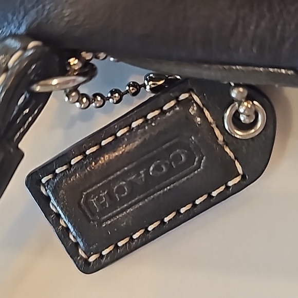 COACH WRISTLET - Picture 4 of 6